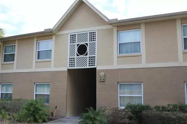 MLS: O6025500 Condo For Sale