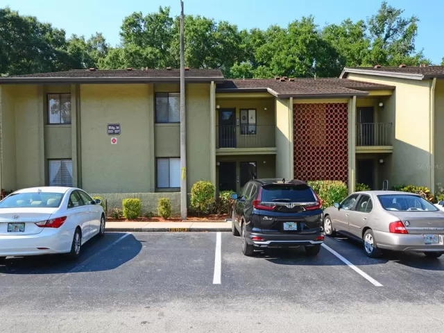 MLS: O6025873 Condo For Sale