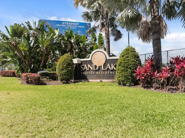MLS: O6026878 Condo For Sale