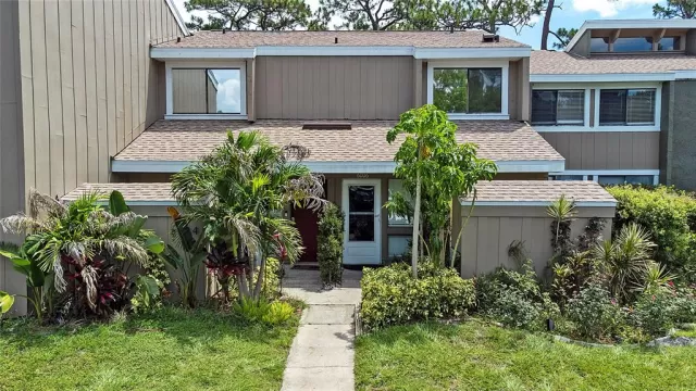 MLS: O6026885 Condo For Sale