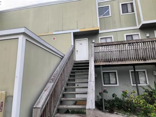 MLS: O6027643 Condo For Sale