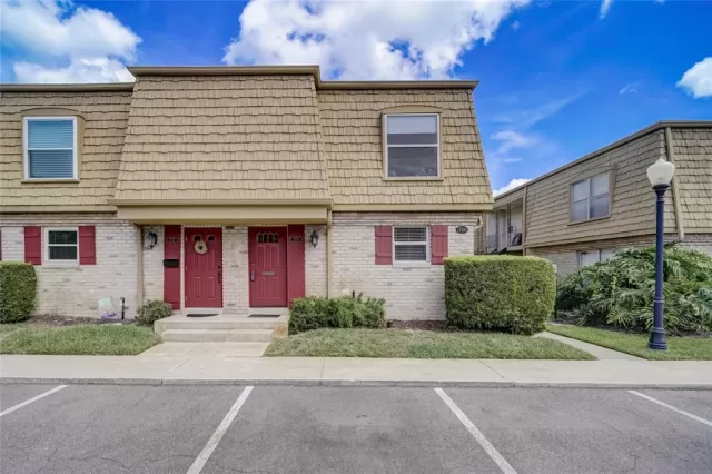MLS: O6028026 Condo For Sale