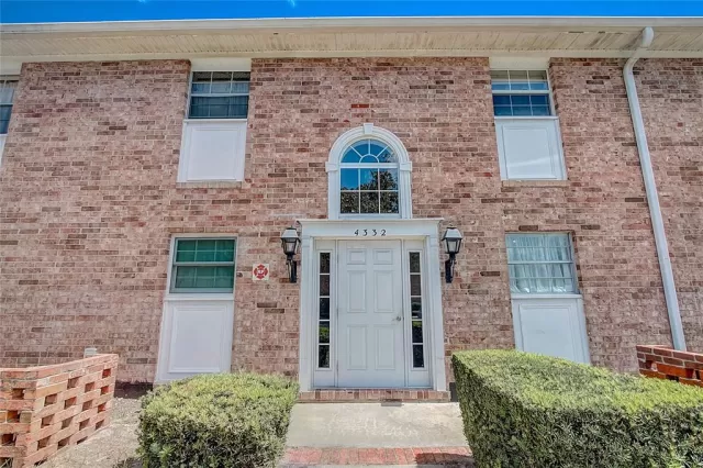 MLS: O6028048 Condo For Sale