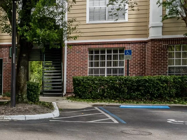 MLS: O6028476 Condo For Sale