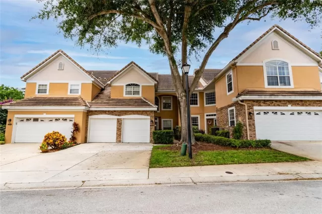 MLS: O6028551 Condo For Sale