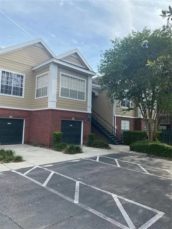 MLS: O6028888 Condo For Sale