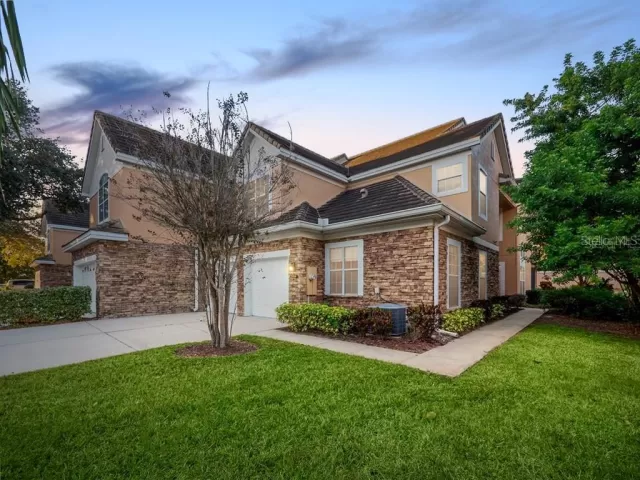 MLS: O6028889 Condo For Sale