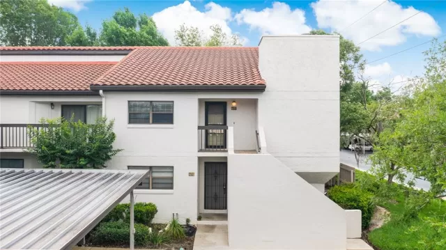 MLS: O6029044 Condo For Sale