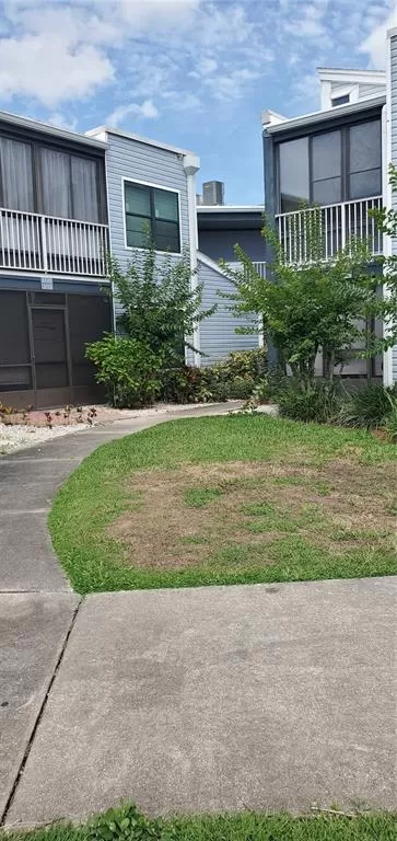 MLS: O6029333 Condo For Sale