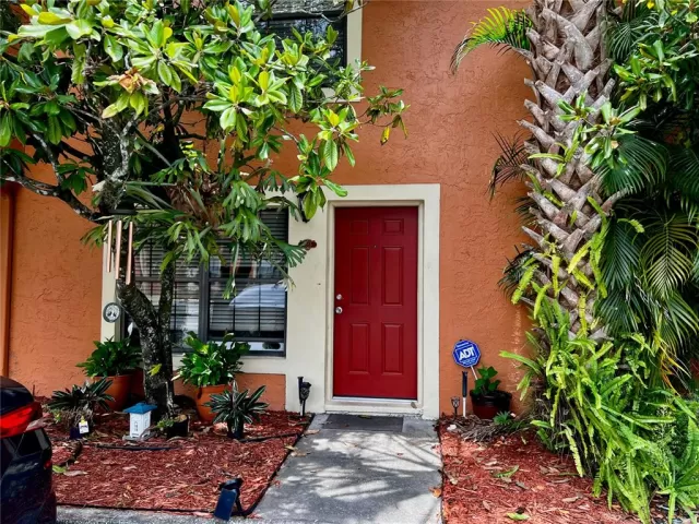 MLS: O6029509 Condo For Sale