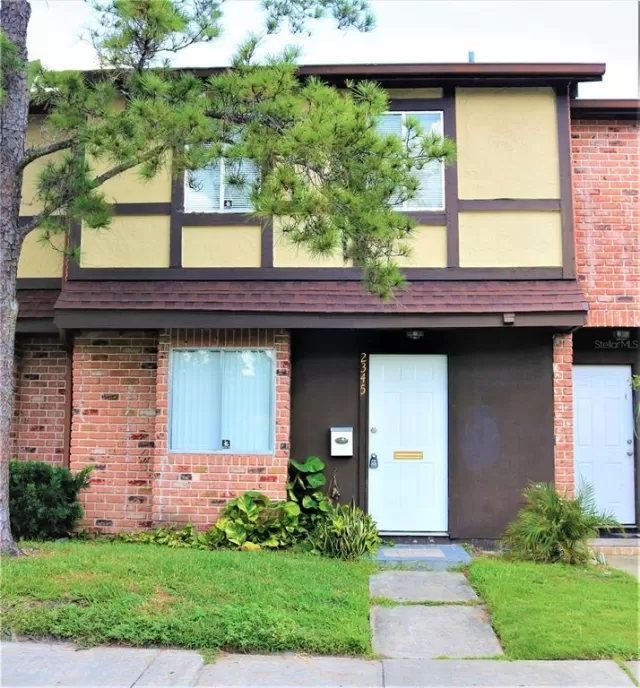 MLS: O6029784 Condo For Sale