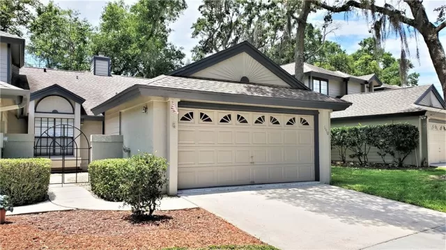 MLS: O6029788 Condo For Sale