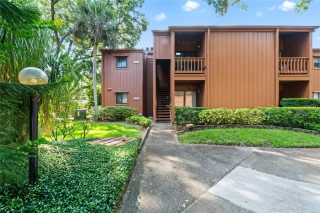 MLS: O6029963 Condo For Sale