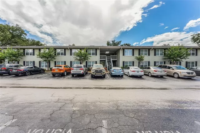 MLS: O6030615 Condo For Sale