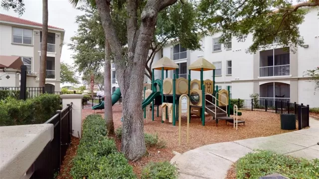 MLS: O6031553 Condo For Sale