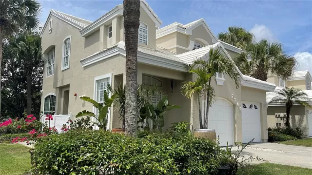 MLS: O6031602 Condo For Sale