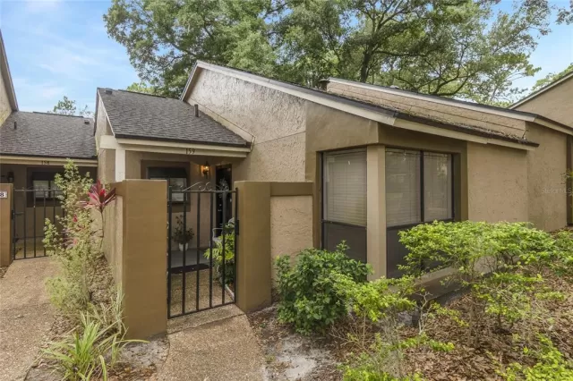 MLS: O6031804 Condo For Sale