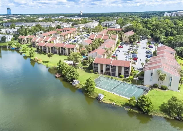 MLS: O6031865 Condo For Sale