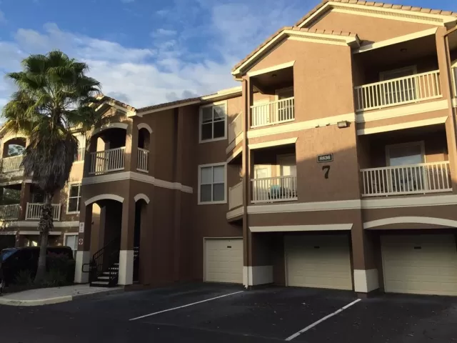 MLS: O6032182 Condo For Sale