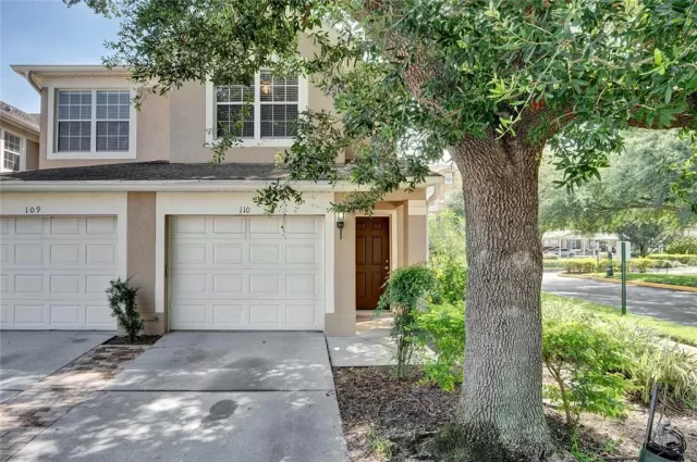 MLS: O6032192 Condo For Sale