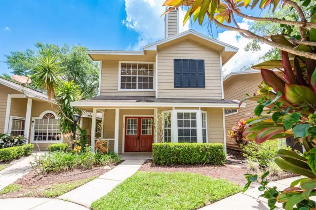 MLS: O6032250 Condo For Sale