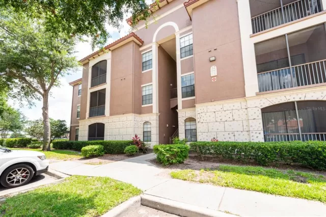 MLS: O6032253 Condo For Sale
