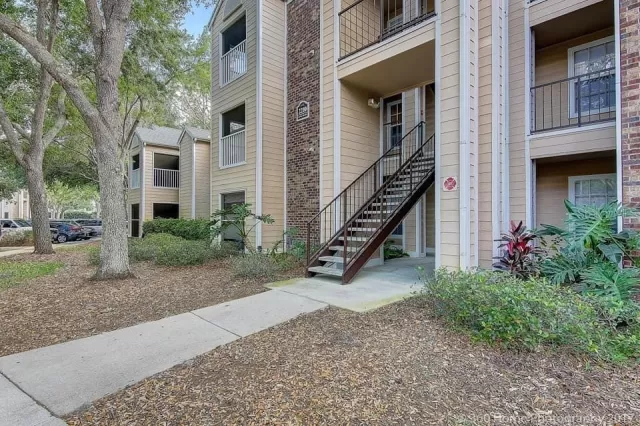 MLS: O6032399 Condo For Sale