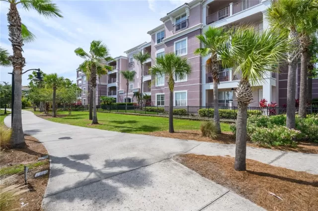 MLS: O6032597 Condo For Sale