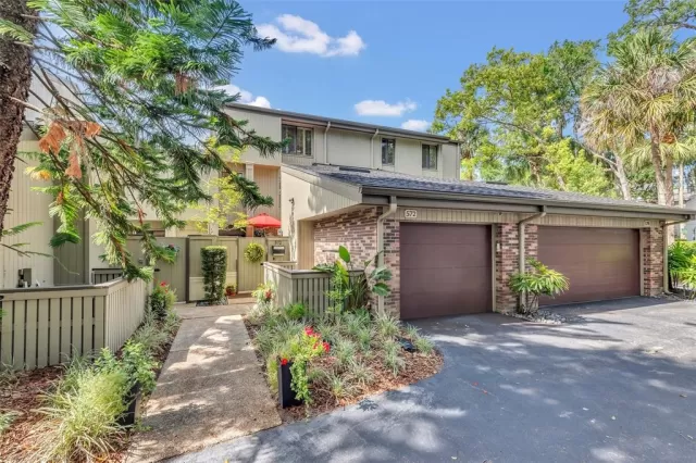 MLS: O6033050 Condo For Sale