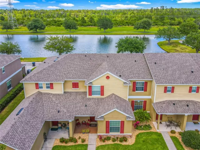 MLS: O6033460 Condo For Sale