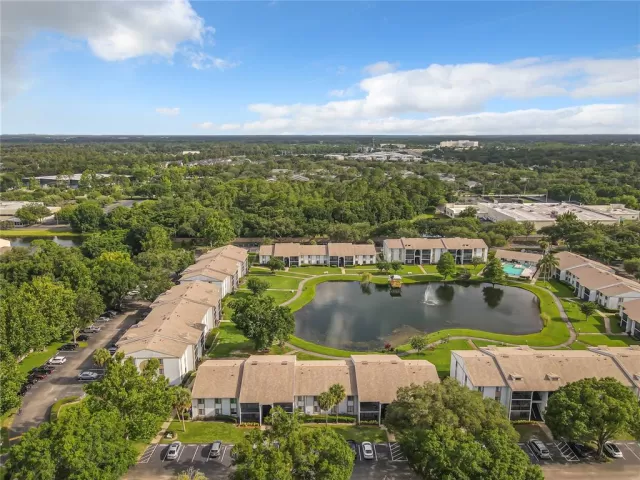 MLS: O6033682 Condo For Sale