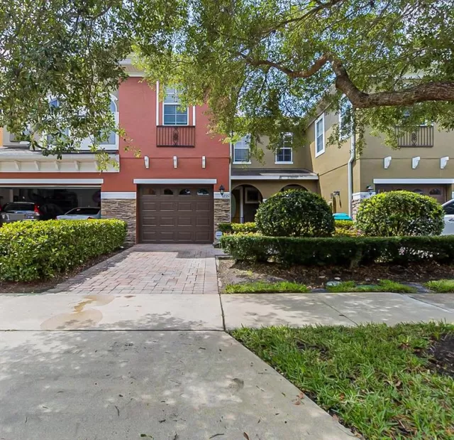 MLS: O6034477 Condo For Sale