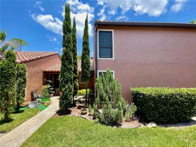 MLS: O6035413 Condo For Sale