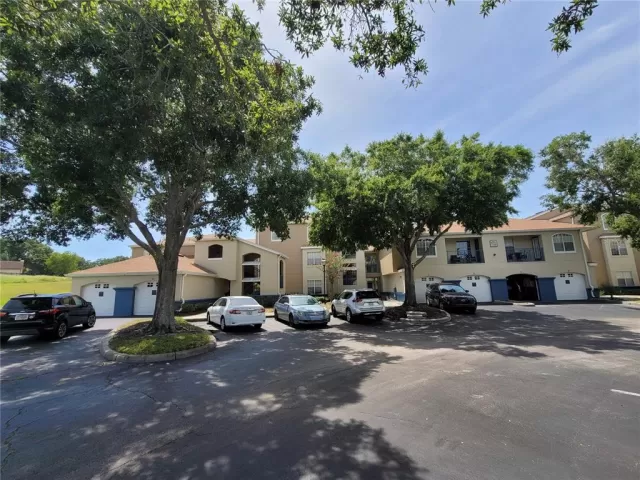 MLS: O6035525 Condo For Sale