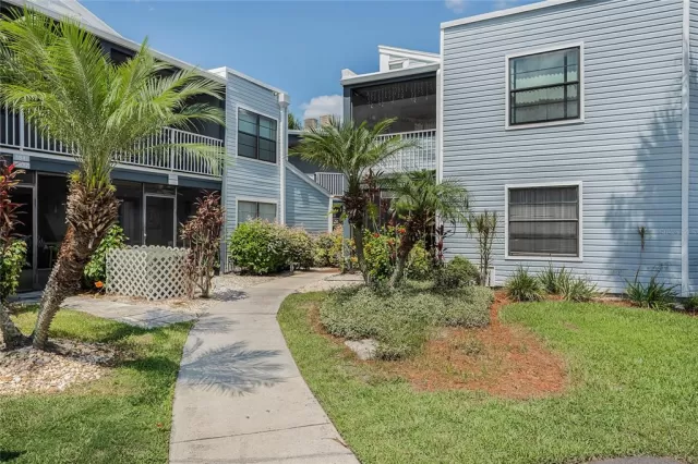 MLS: O6035754 Condo For Sale