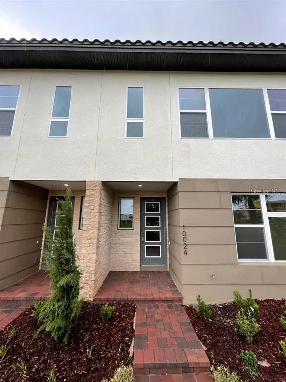 MLS: O6035797 Condo For Sale