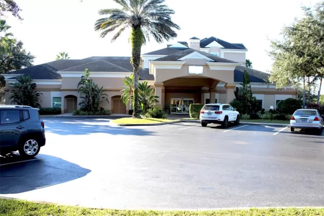 MLS: O6036752 Condo For Sale