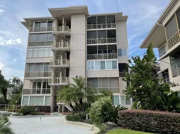 MLS: O6037505 Condo For Sale