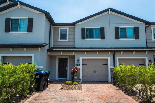 MLS: O6037732 Condo For Sale
