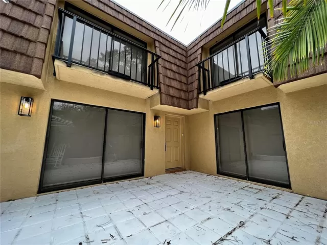 MLS: O6037878 Condo For Sale