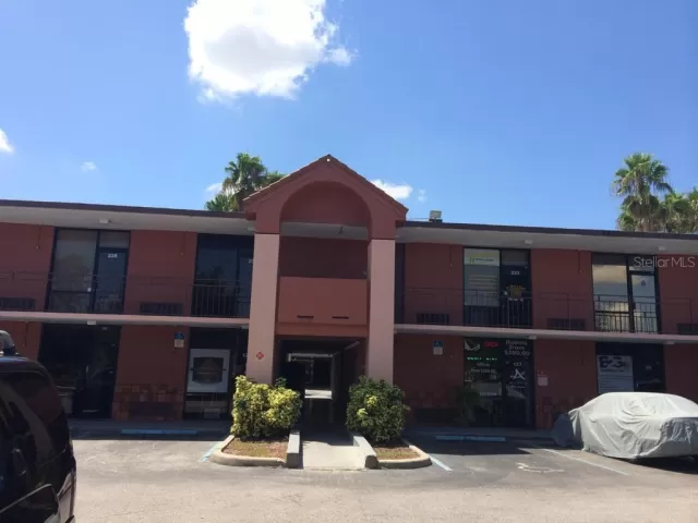 MLS: O6037939 Condo For Sale