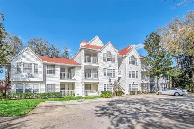 MLS: O6038069 Condo For Sale