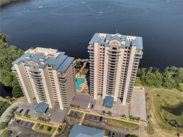 MLS: O6038413 Condo For Sale