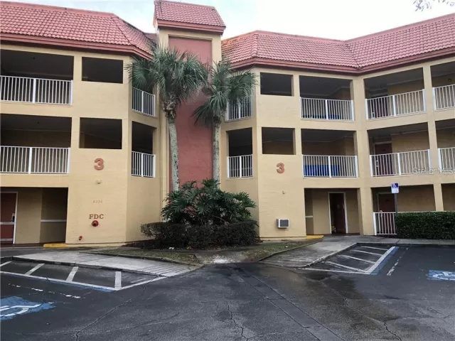 MLS: O6038699 Condo For Sale
