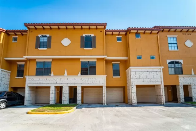 MLS: O6038707 Condo For Sale