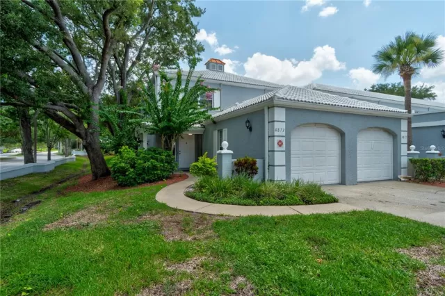 MLS: O6038718 Condo For Sale