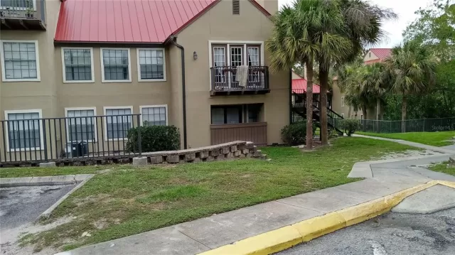 MLS: O6038740 Condo For Sale