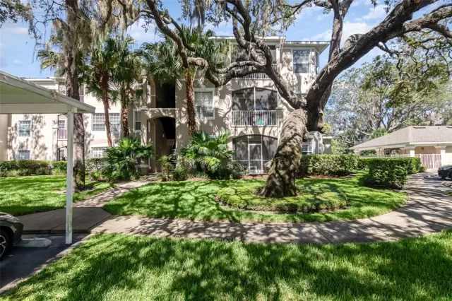 MLS: O6039151 Condo For Sale
