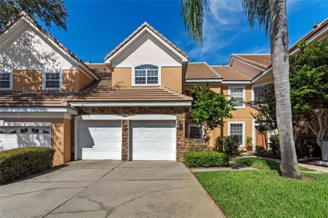 MLS: O6039387 Condo For Sale