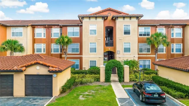 MLS: O6039444 Condo For Sale